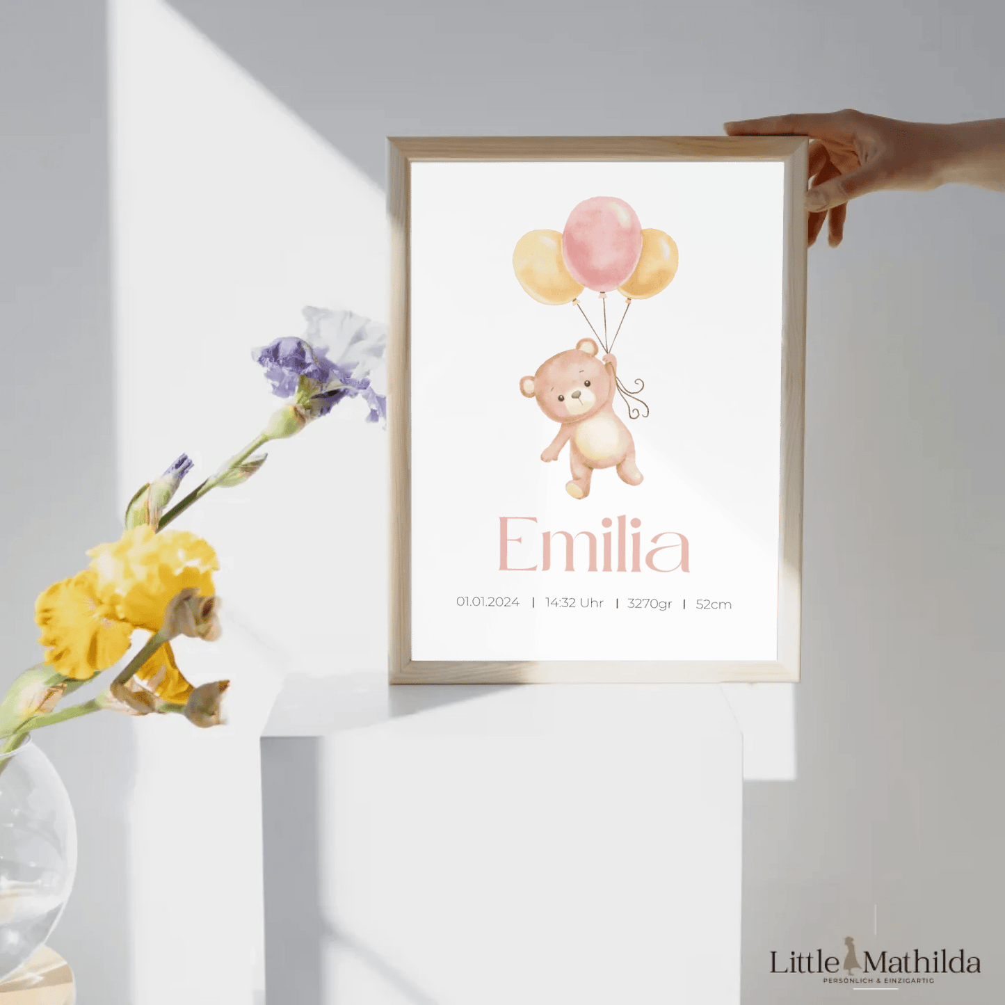 Personalisiertes Geburtsposter mit Bär, Luftballons und Geburtsdaten Little Mathilda Little Mathilda Poster