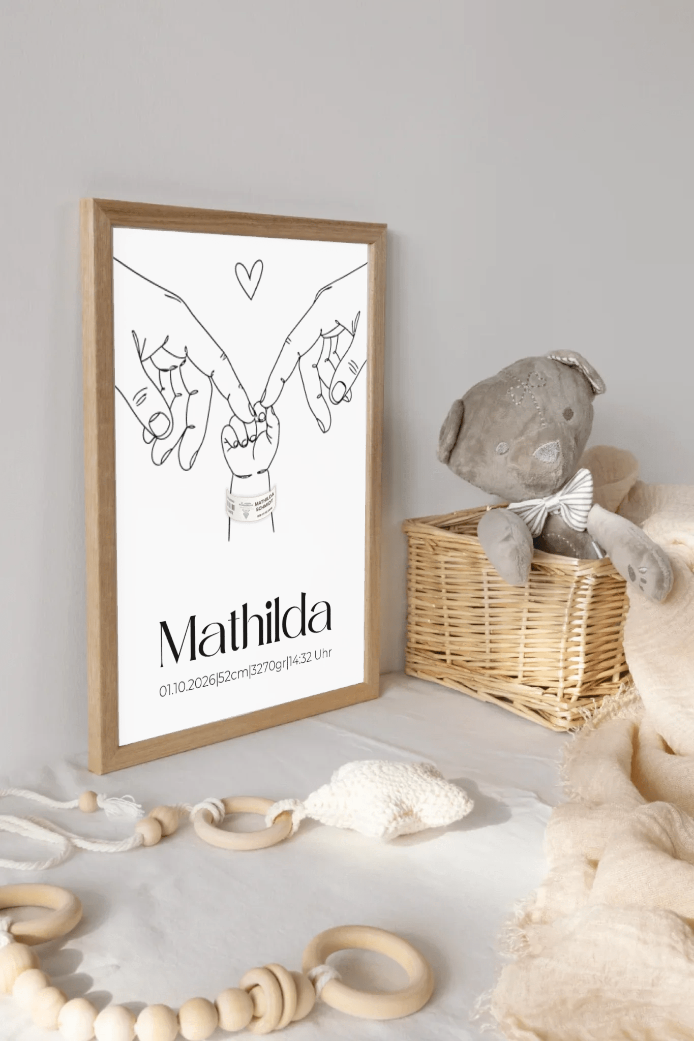 Geburtsposter mit Name Mathilda, Geburtsdatum, Uhrzeit, Größe und Gewicht – modernes Geschenk zur Geburt