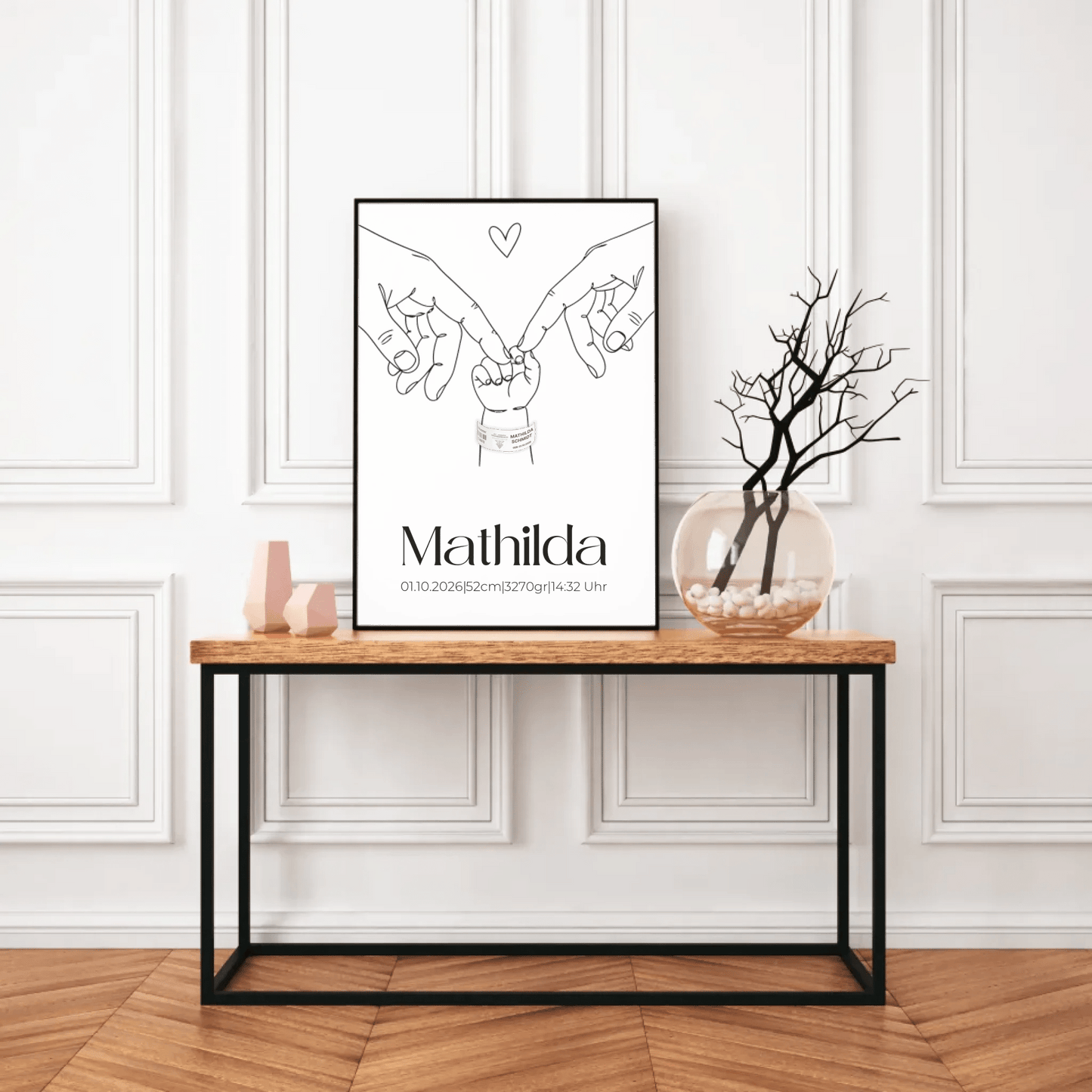 Modernes Geburtsposter mit Babyhand Motiv – personalisierbares Geschenk von Little Mathilda