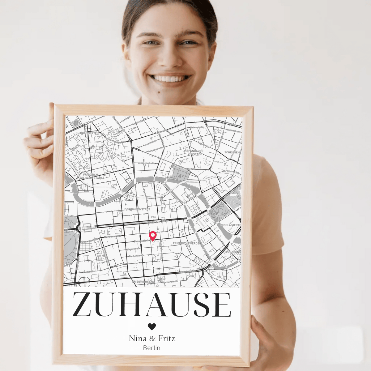 Personalisiertes Geschenk zum Einzug: Zuhause Poster mit Koordinaten Little Mathilda Little Mathilda Poster