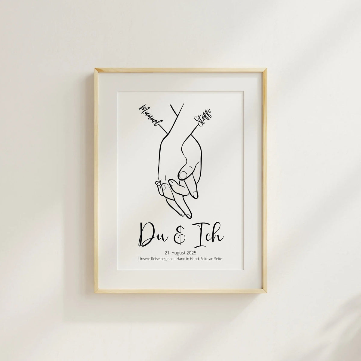 Personalisiertes Hochzeitsposter: Hand in Hand - Du & Ich Little Mathilda Little Mathilda Poster