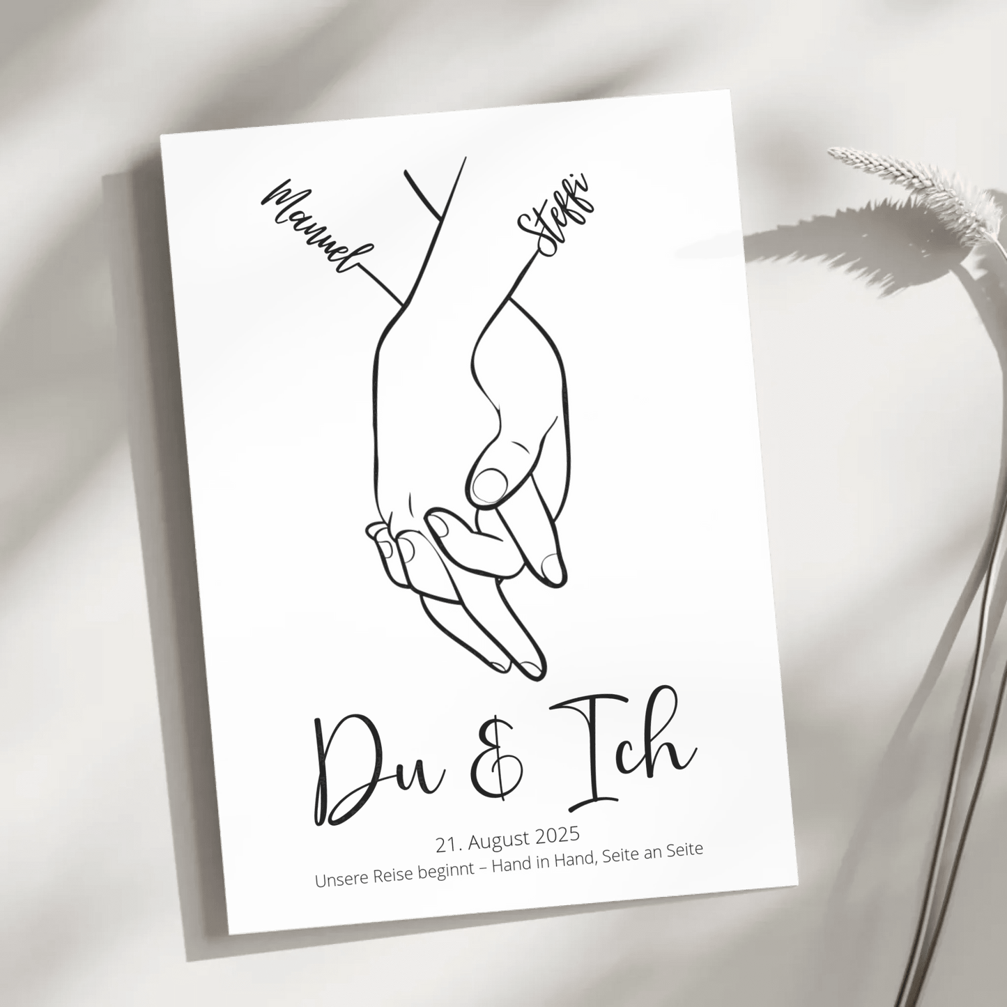 Personalisiertes Hochzeitsposter: Hand in Hand - Du & Ich Little Mathilda Little Mathilda Poster