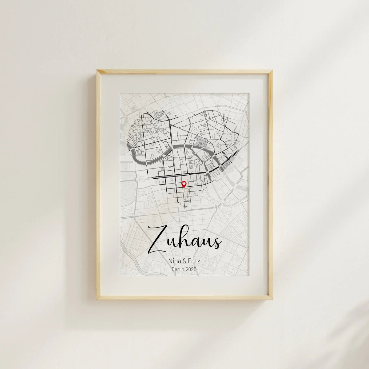 Personalisiertes Kartenposter Herzformat Little Mathilda Little Mathilda Poster