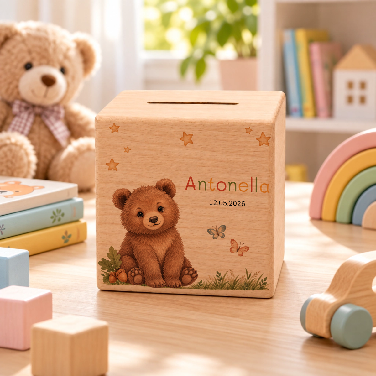 Personalisierte Holzspardose mit Bär, Name & Datum Little Mathilda Little Mathilda Spardose