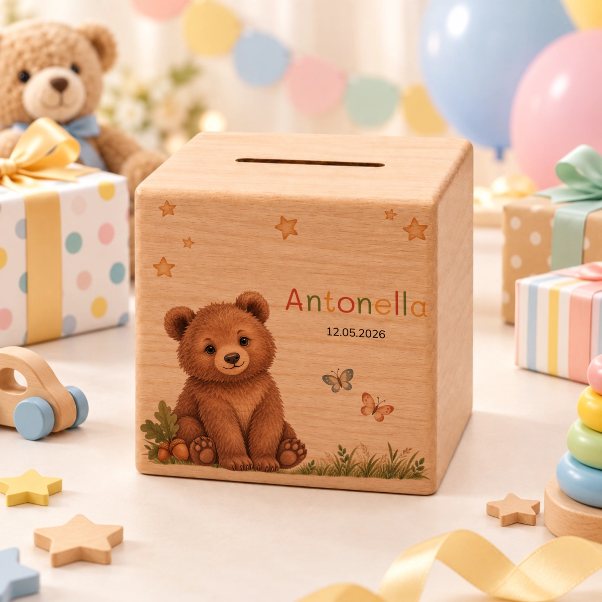 Personalisierte Holzspardose mit Bär, Name & Datum Little Mathilda Little Mathilda Spardose