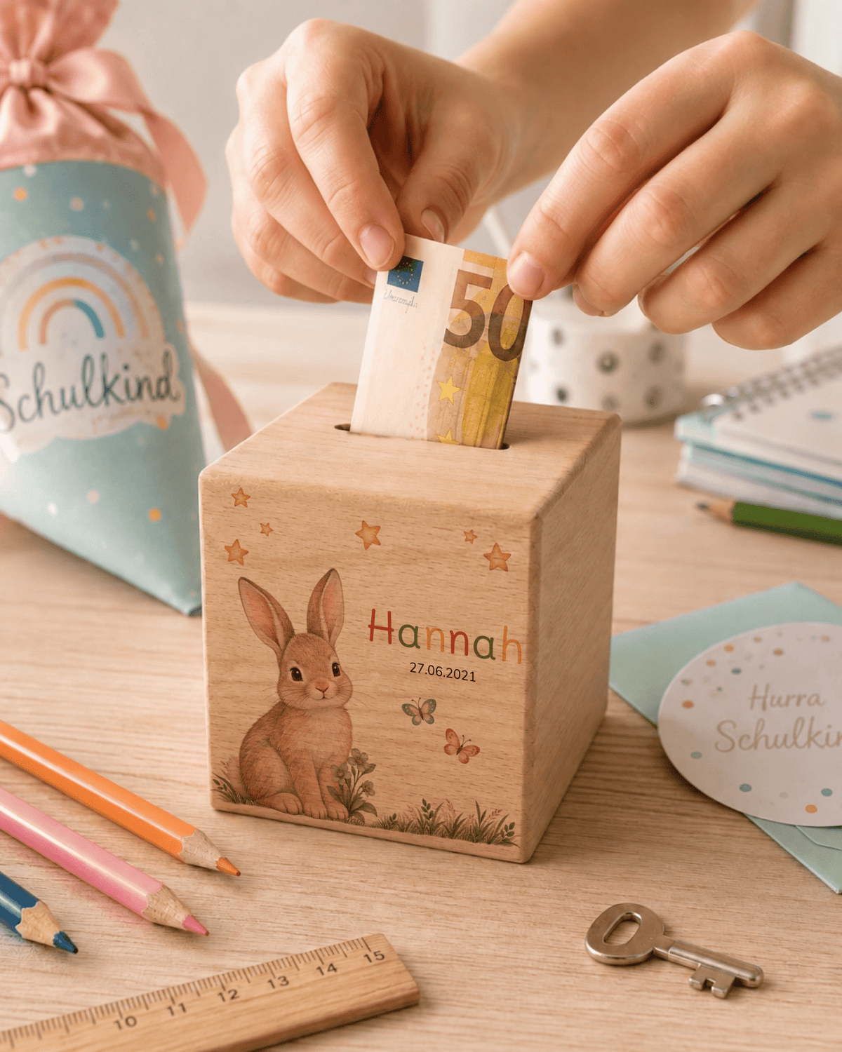 Personalisierte Holzspardose mit Hase, Name & Datum Little Mathilda Little Mathilda Spardose
