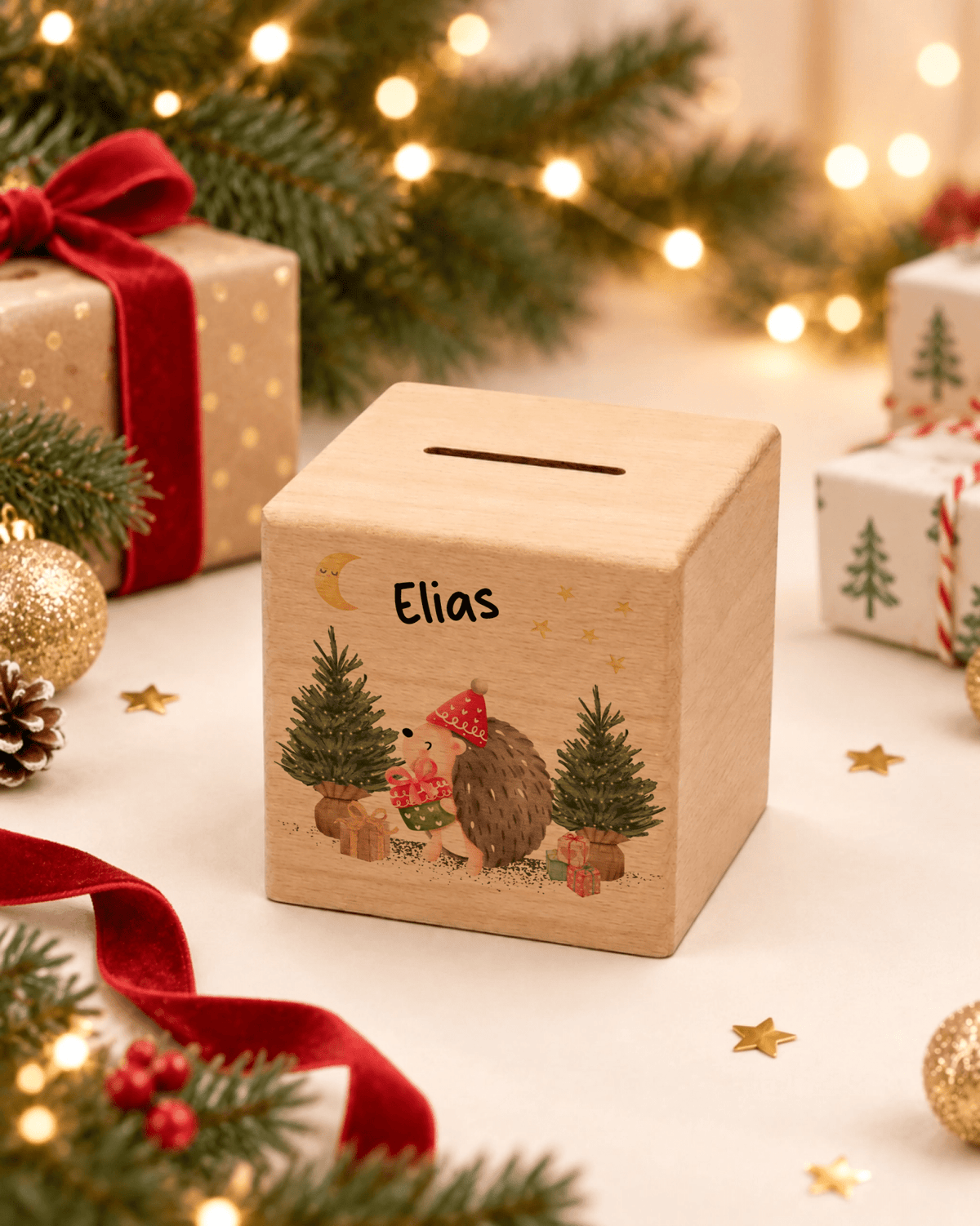 Personalisierte Holzspardose zu Weihnachten mit Name und Igel Little Mathilda Little Mathilda Spardose