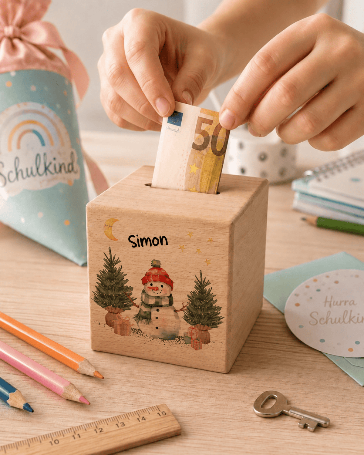 Personalisierte Holzspardose zu Weihnachten mit Name und Schneemann Little Mathilda Little Mathilda Spardose